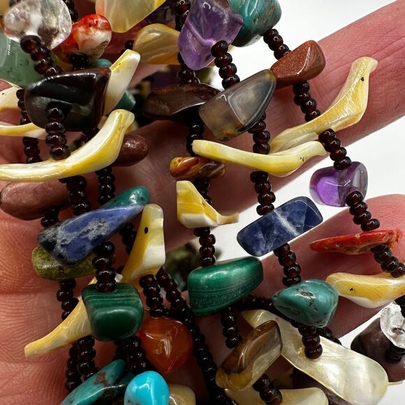 34" Zuni-style fetish, 3-strand, multi-chip stone and seed bead necklace! - Picture 4 of 12